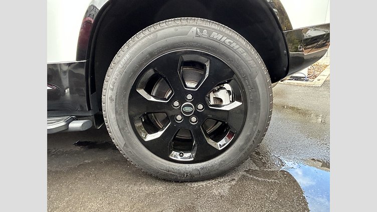 2023 認定中古車 Land Rover Defender 110 フジホワイト D300 AWD（AT） X-DYNAMIC HSE