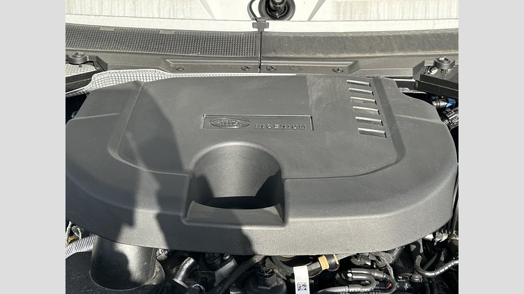 2023 認定中古車 Land Rover Defender 110 フジホワイト D300 AWD（AT） X-DYNAMIC HSE