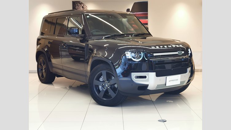 2023 認定中古車 Land Rover Defender 110 サントリーニブラック D300 AWD（AT） S