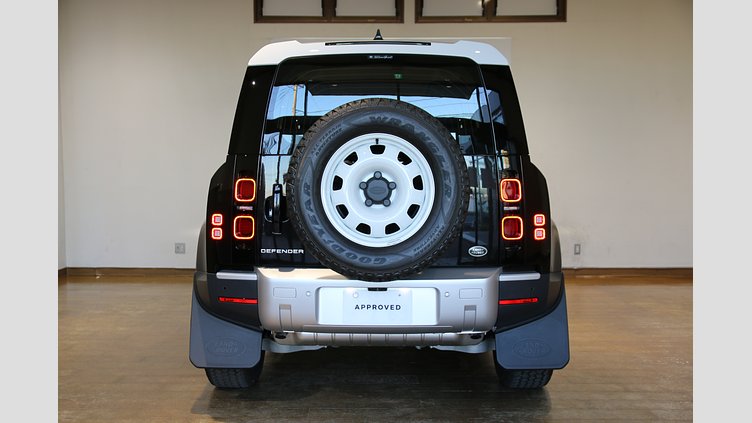 2023 認定中古車 Land Rover Defender 90 Santorini Black 2.0 litre i4P Petrol Standard P300