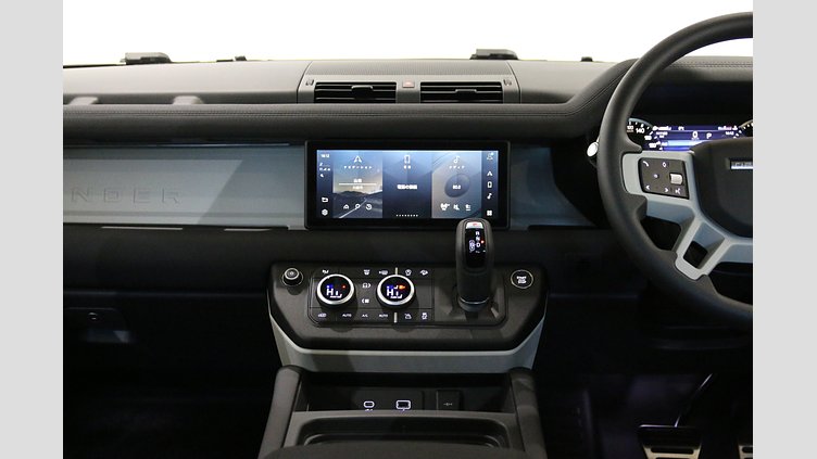 2023 認定中古車 Land Rover Defender 90 Santorini Black 2.0 litre i4P Petrol Standard P300
