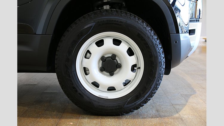 2023 認定中古車 Land Rover Defender 90 Santorini Black 2.0 litre i4P Petrol Standard P300