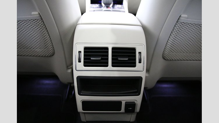 2023 認定中古車 Jaguar F-Pace ブルーファイアブルー P250 AWD（オートマチック） R-DYNAMIC BLACK CURATED FOR JAPAN