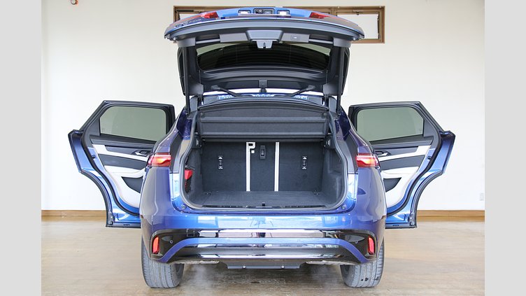 2023 認定中古車 Jaguar F-Pace ブルーファイアブルー P250 AWD（オートマチック） R-DYNAMIC BLACK CURATED FOR JAPAN