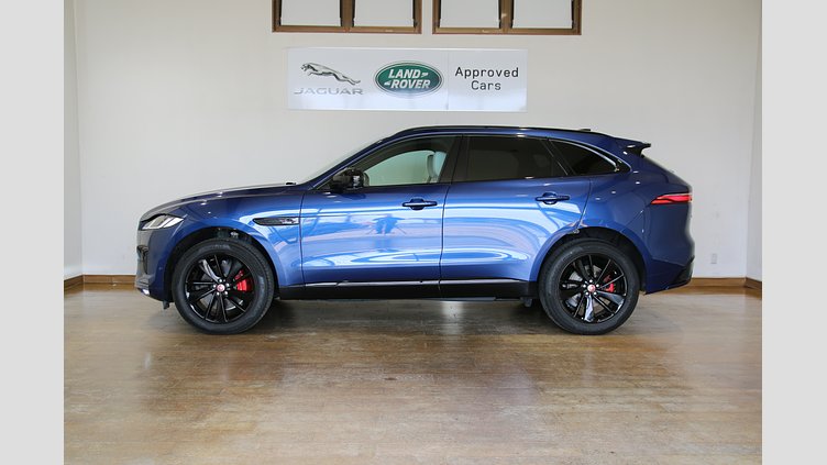 2023 認定中古車 Jaguar F-Pace ブルーファイアブルー P250 AWD（オートマチック） R-DYNAMIC BLACK CURATED FOR JAPAN
