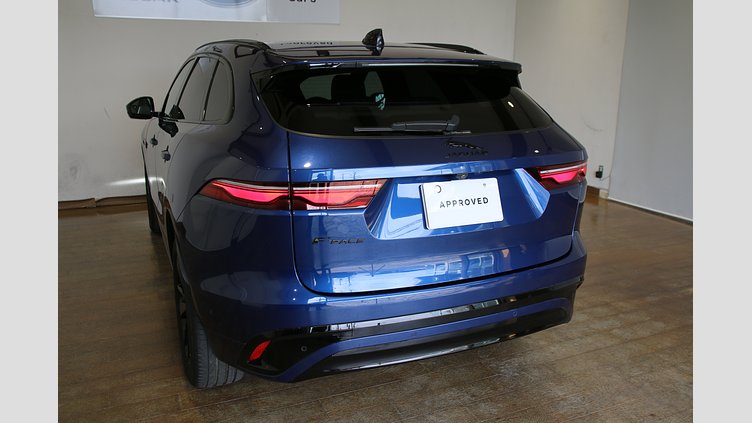2023 認定中古車 Jaguar F-Pace ブルーファイアブルー P250 AWD（オートマチック） R-DYNAMIC BLACK CURATED FOR JAPAN