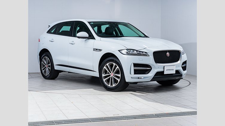2017 認定中古車 Jaguar F-Pace Yulong White 2.0diesel Rスポーツ　20d