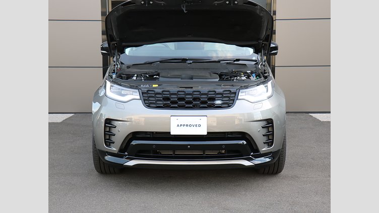 2024 認定中古車 Land Rover Discovery シリコンシルバー D350マイルドハイブリッド（ディーゼル） Dynamic SE