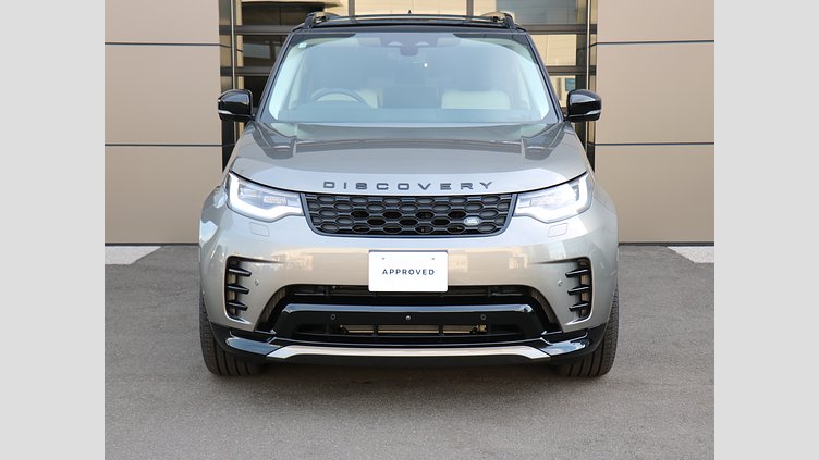 2024 認定中古車 Land Rover Discovery シリコンシルバー D350マイルドハイブリッド（ディーゼル） Dynamic SE