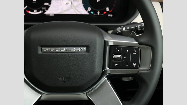 2024 認定中古車 Land Rover Discovery シリコンシルバー D350マイルドハイブリッド（ディーゼル） Dynamic SE