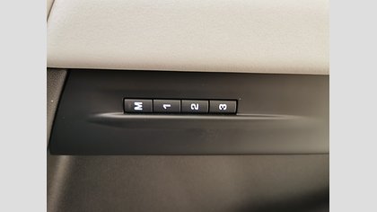 Range Rover Evoque 24