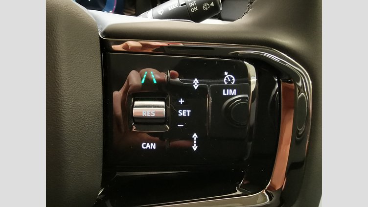 2024 認定中古車 Land Rover Range Rover Evoque カルパチアングレイ D200マイルドハイブリッド（ディーゼル） スタンダードホイールベース S