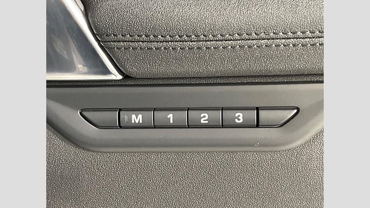 2024 認定中古車 Land Rover Discovery Sport Eiger Grey 4WD S