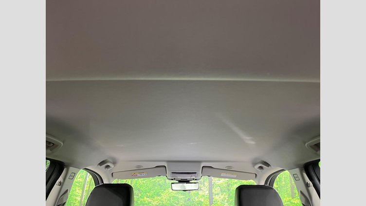 2024 認定中古車 Land Rover Discovery Sport Eiger Grey 4WD S