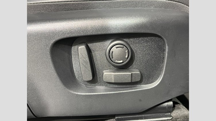 2024 認定中古車 Land Rover Discovery Sport Eiger Grey 4WD S