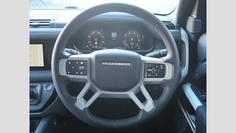 2024 認定中古車 Land Rover Defender 110 タスマンブルー P300 AWD（AT） SE