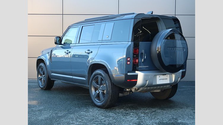 2024 認定中古車 Land Rover Defender 110 タスマンブルー P300 AWD（AT） SE