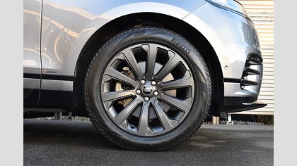 Range Rover Velar 8