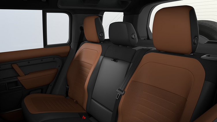 2026 Novo vozilo Land Rover Defender 110 Petra Copper P635 V8-Mild-Hybrid-Benziner OCTA OCTA