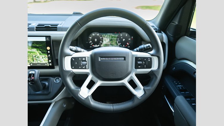 2025 Approved Land Rover Defender 110 Pangea Green 4x4 Auto D250 SE X-Dynamic