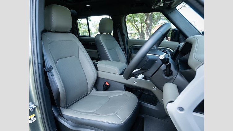 2025 Approved Land Rover Defender 110 Pangea Green 4x4 Auto D250 SE X-Dynamic