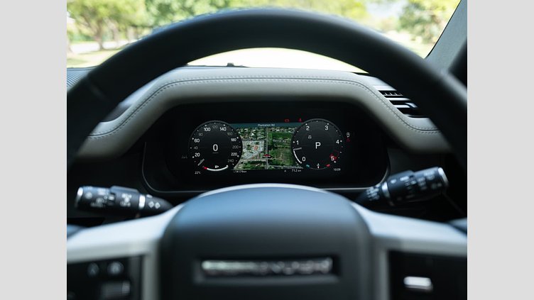 2025 Approved Land Rover Defender 110 Pangea Green 4x4 Auto D250 SE X-Dynamic