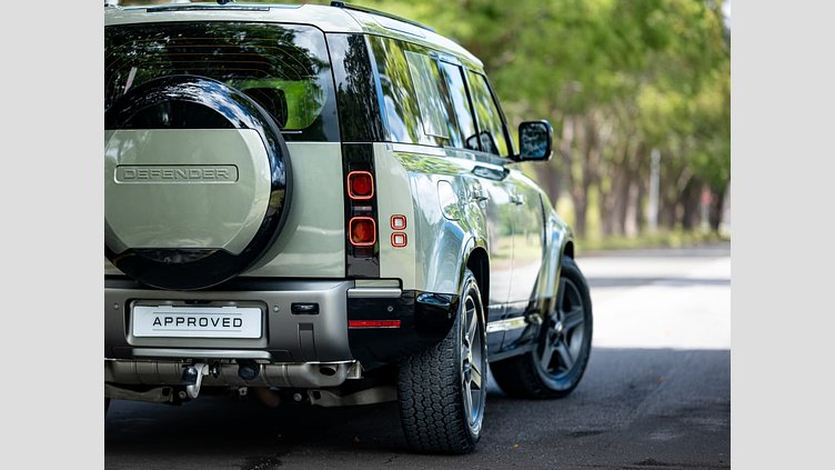 2025 Approved Land Rover Defender 110 Pangea Green 4x4 Auto D250 SE X-Dynamic