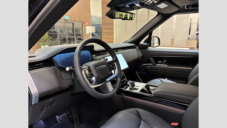 2025 Ny Land Rover Range Rover Constellation Blue in Gloss finish 4.4 V8 P8S AWD 5DR SWB Autobiography 530PS