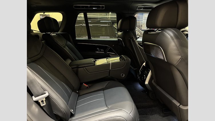 2025 Ny Land Rover Range Rover Constellation Blue in Gloss finish 4.4 V8 P8S AWD 5DR SWB Autobiography 530PS