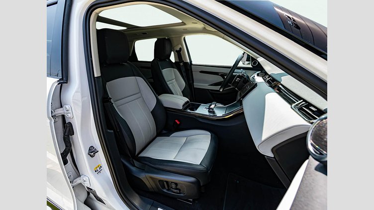 2024 Approved Land Rover Range Rover Evoque Ostuni Pearl White Ingenium 2,0 literes, soros négyhengeres 204 lóerős dízelmotor (automata), összkerékhajtás Dynamic SE D200