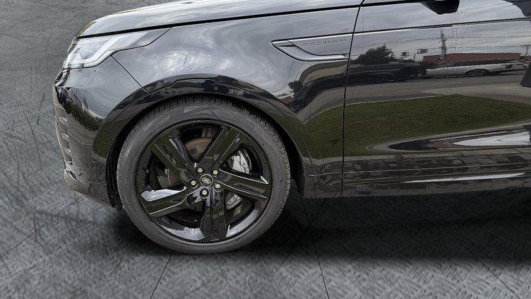 2024 Approved Land Rover Discovery Santorini Black 3.0 literes, soros 6 hengeres dízel, 300LE, automata váltó, összkerékhajtás Dynamic HSE	D300