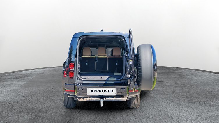 2025 Approved Land Rover Defender 130 Santorini Black 3.0 literes, soros 6 hengeres dízel, 300LE, automata váltó, összkerékhajtás X-Dynamic HSE D300