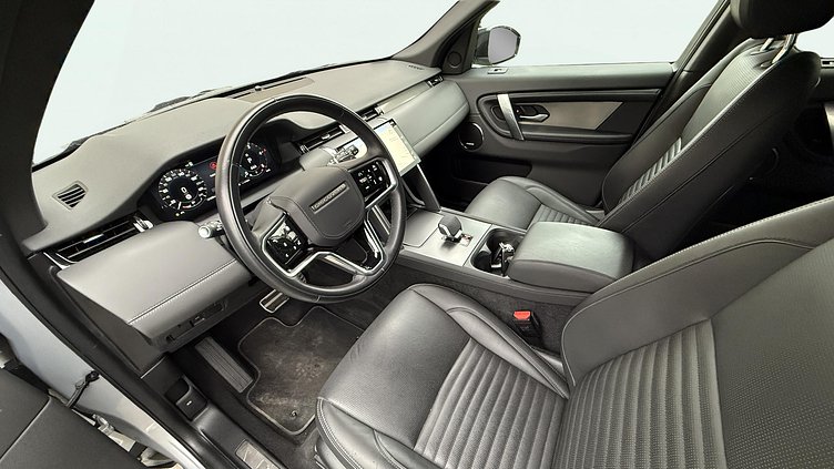 2024 Approved Land Rover Discovery Sport Hakuba Silver Ingenium 2,0 literes, soros négyhengeres 204 LE mild hybrid dízelmotor (automata), összkerékhajtás Normál tengelytáv Dynamic HSE