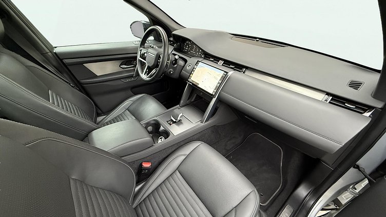 2024 Approved Land Rover Discovery Sport Hakuba Silver Ingenium 2,0 literes, soros négyhengeres 204 LE mild hybrid dízelmotor (automata), összkerékhajtás Normál tengelytáv Dynamic HSE