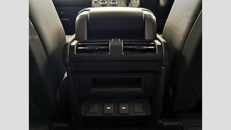 2023 認定中古車 Land Rover Defender 110 サントリーニブラック D300 AWD（AT） X-DYNAMIC HSE