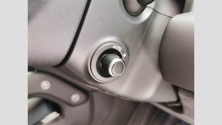 2023 認定中古車 Land Rover Defender 110 サントリーニブラック D300 AWD（AT） X-DYNAMIC HSE