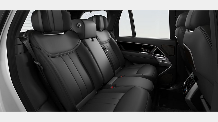 2024 Novo vozilo Land Rover Range Rover Charente Grey 3.0 AJ20 P6H PHEV Royal PHEV 550