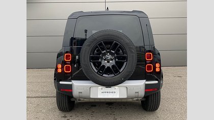 Defender 110 4