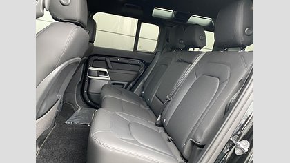 Defender 110 9