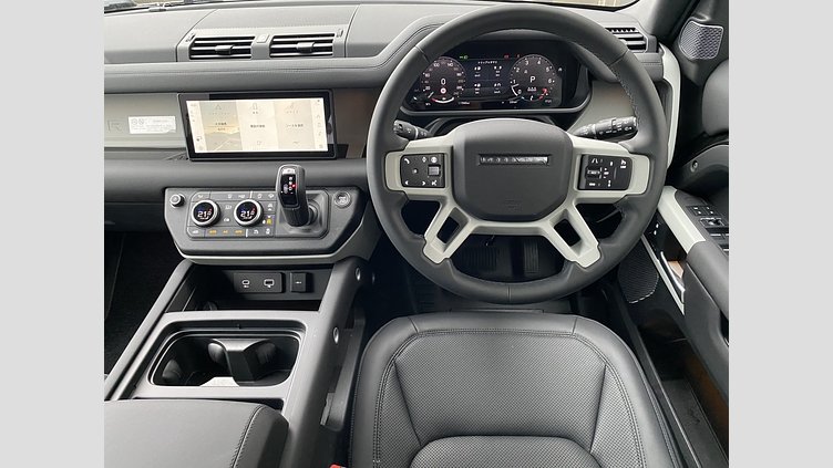 2024 認定中古車 Land Rover Defender 110 サントリーニブラック P300 AWD（AT） SE