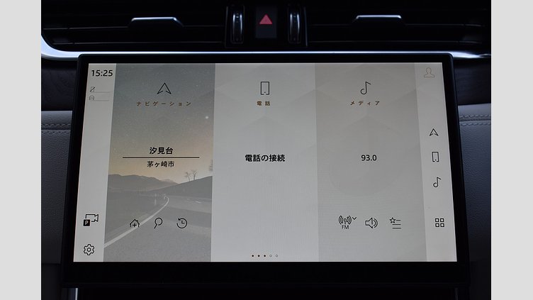 2021 認定中古車 Jaguar XF ハクバシルバー D200 AWD（オートマチック）MHEV SALOON S