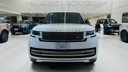 Range Rover 7