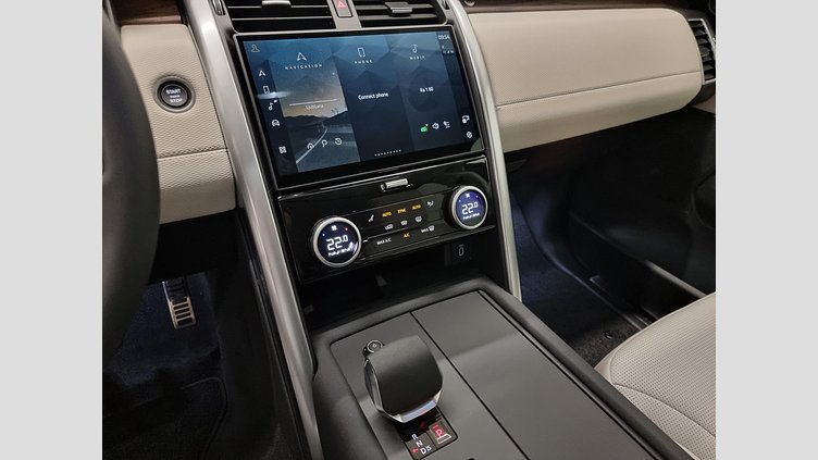 2025 Nova vozila Land Rover Discovery Charente Grey D250 AWD AUTOMATIC MHEV DYNAMIC SE