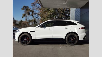 F-Pace 5