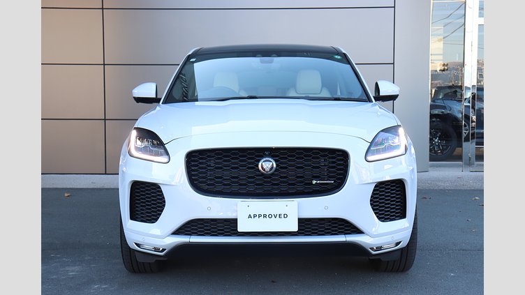 2018 認定中古車 Jaguar E-Pace ユーロンホワイト P250 オートマチック全輪駆動 R-DYNAMIC SE