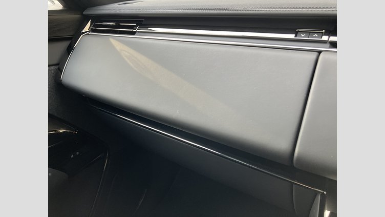 2024 認定中古車 Land Rover Range Rover Sport フジホワイト D300マイルドハイブリッド スタンダードホイールベース Dynamic HSE