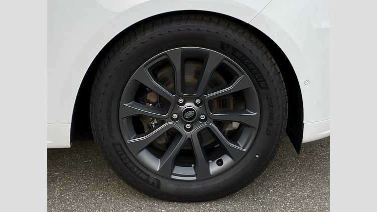 2024 認定中古車 Land Rover Range Rover Sport フジホワイト D300マイルドハイブリッド スタンダードホイールベース Dynamic HSE