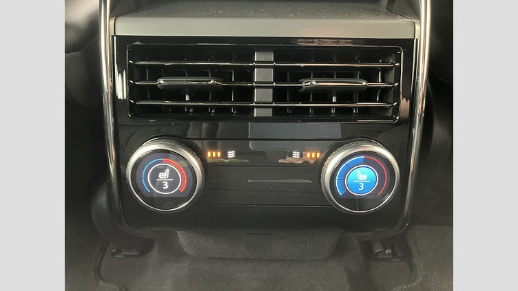 2024 認定中古車 Land Rover Range Rover Sport フジホワイト D300マイルドハイブリッド スタンダードホイールベース Dynamic HSE