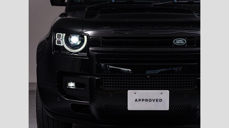 2022 認定中古車 Land Rover Defender 110 サントリーニブラック D300 AWD（AT） X