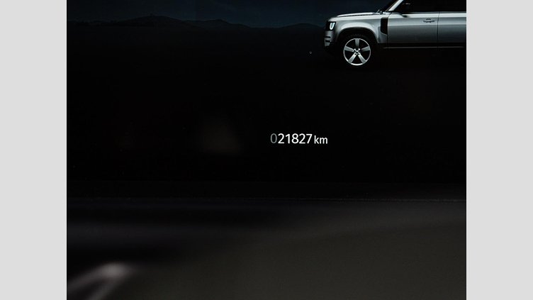 2022 認定中古車 Land Rover Defender 110 サントリーニブラック D300 AWD（AT） X